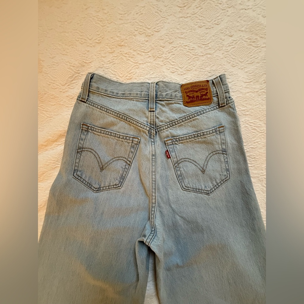 LEVIS - Picture 4 of 4